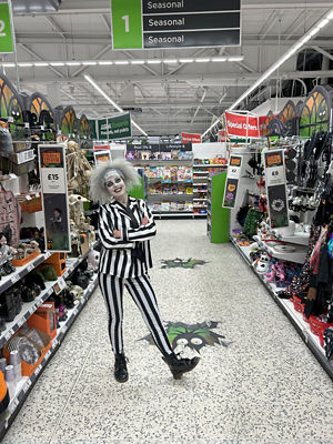 Beetlejuice Laura.png